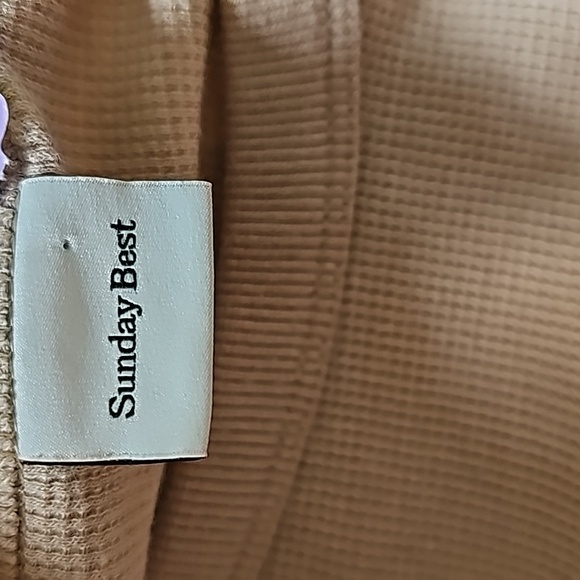 Aritzia Sunday Best Baby Waffle Long sleeve Thermal Top S Fluent Taupe Size S - Picture 10 of 12